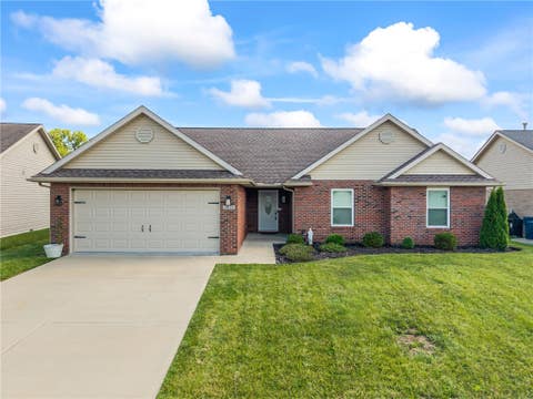 Homes For Sale - 3013 Chinook Pass<br/> Piqua, OH 45356