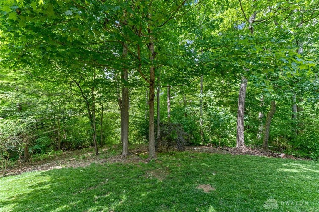 1422 Shawnee Run Drive, Maineville, Ohio image 47