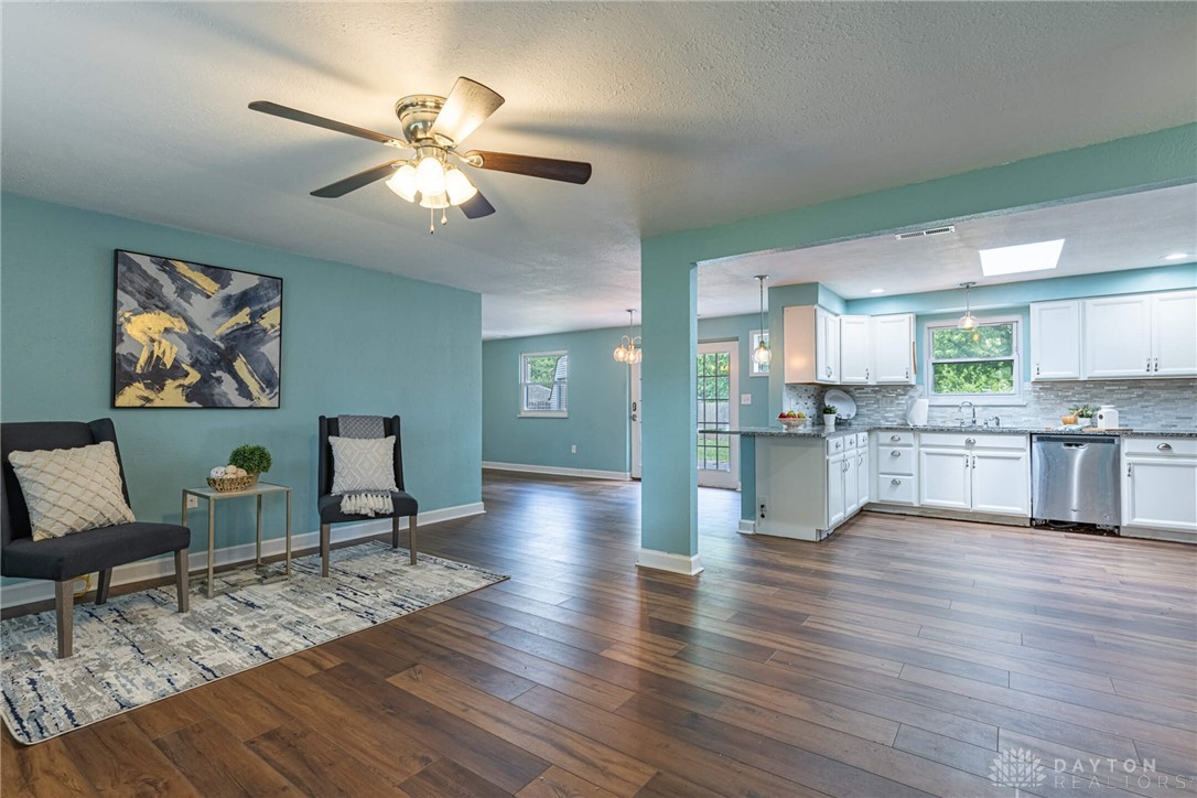 1172 Bay Lane, Beavercreek, Ohio image 2