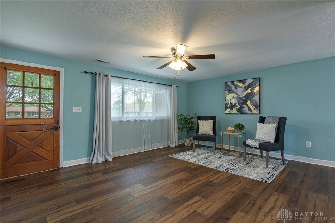 1172 Bay Lane, Beavercreek, Ohio image 3