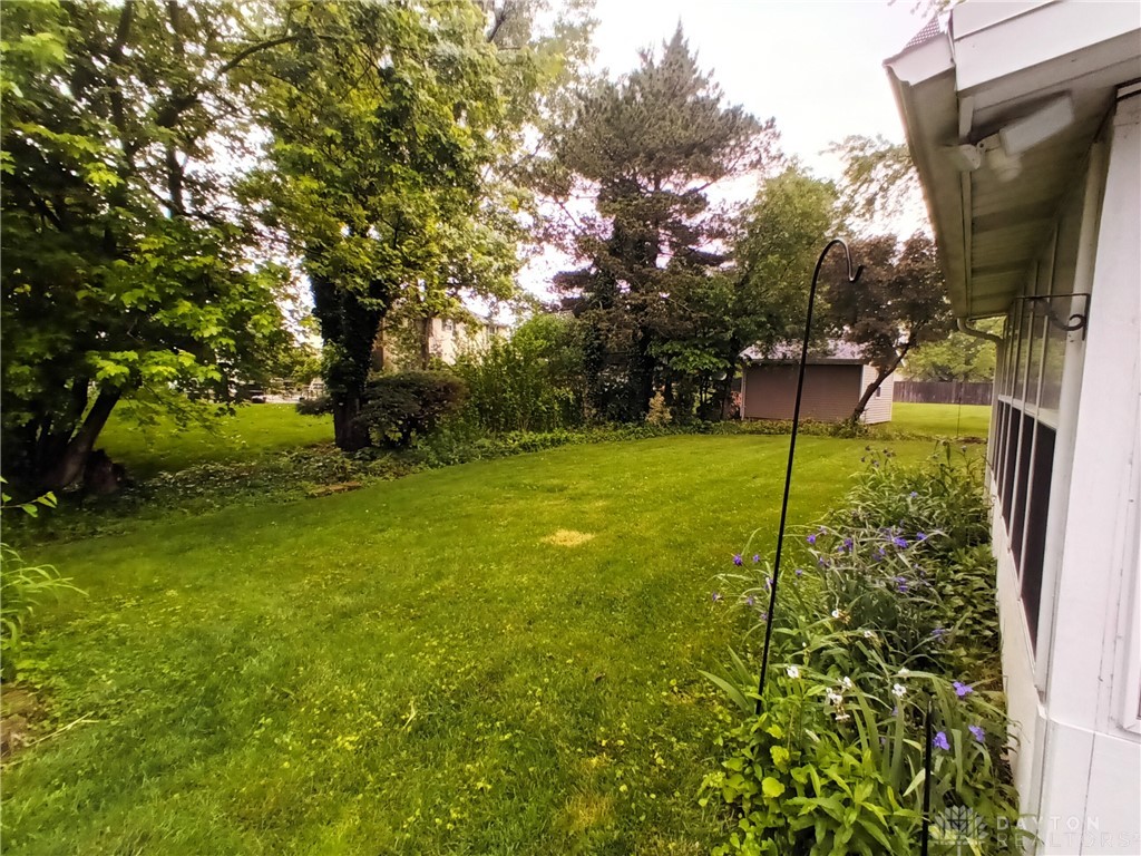 2094 El Camino Drive, Xenia, Ohio image 22