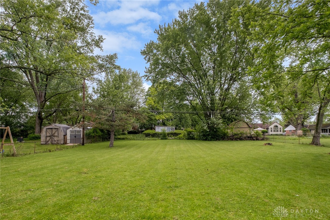 3648 Eastern Drive, Beavercreek, Ohio image 25