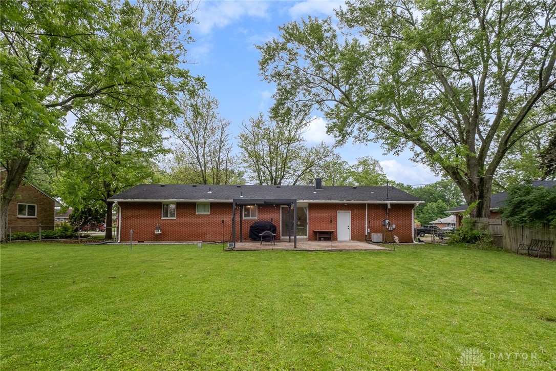 3648 Eastern Drive, Beavercreek, Ohio image 23
