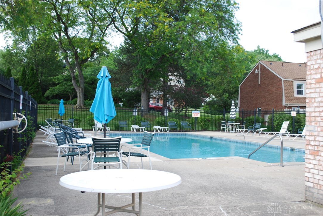 1404 Crown Point Court, Beavercreek, Ohio image 31