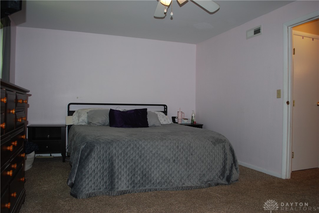 1404 Crown Point Court, Beavercreek, Ohio image 12