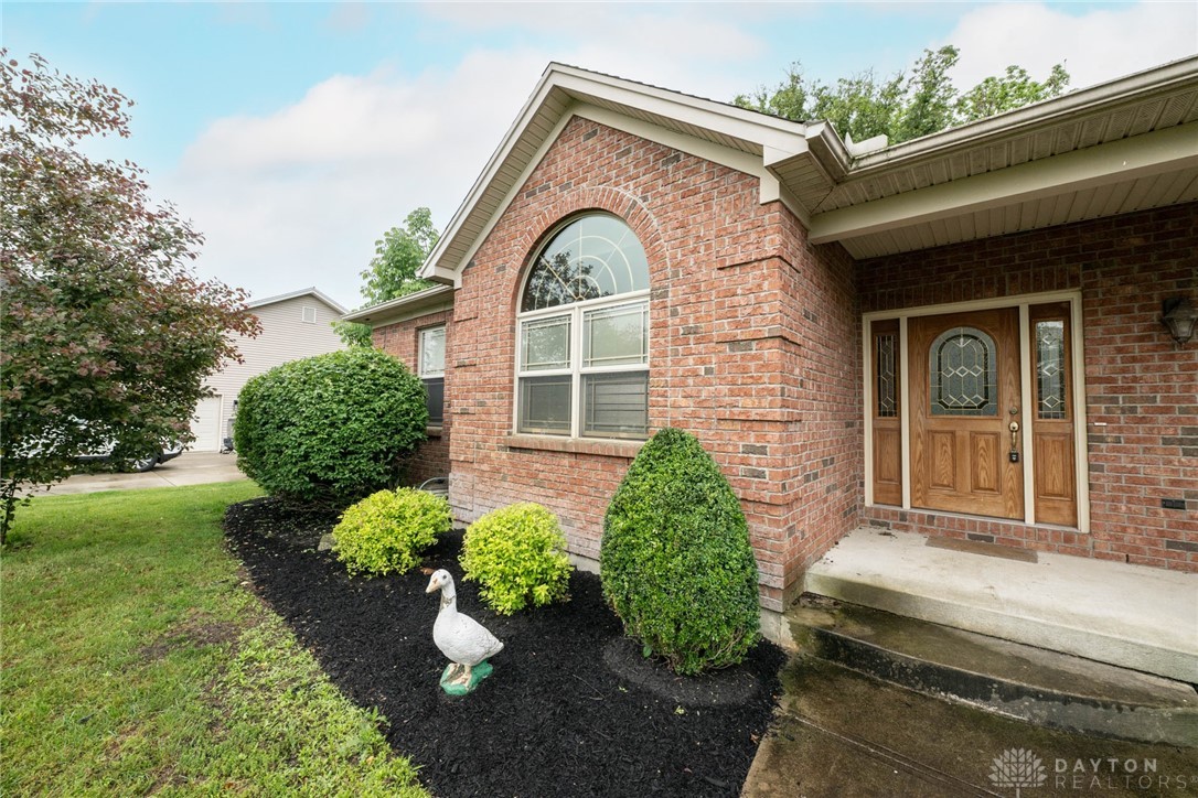 9062 Adam Lane, Waynesville, Ohio image 9
