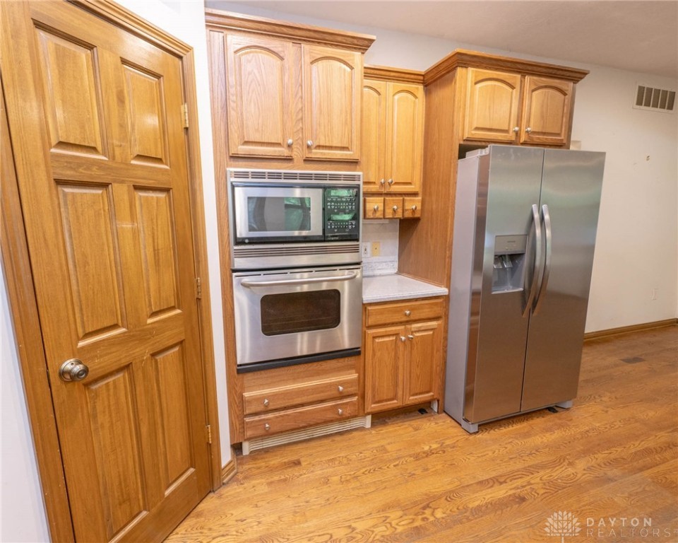 9062 Adam Lane, Waynesville, Ohio image 25