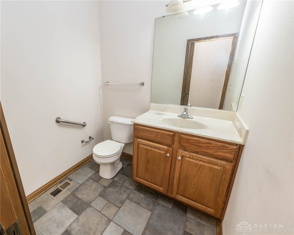 9062 Adam Lane, Waynesville, Ohio image 29