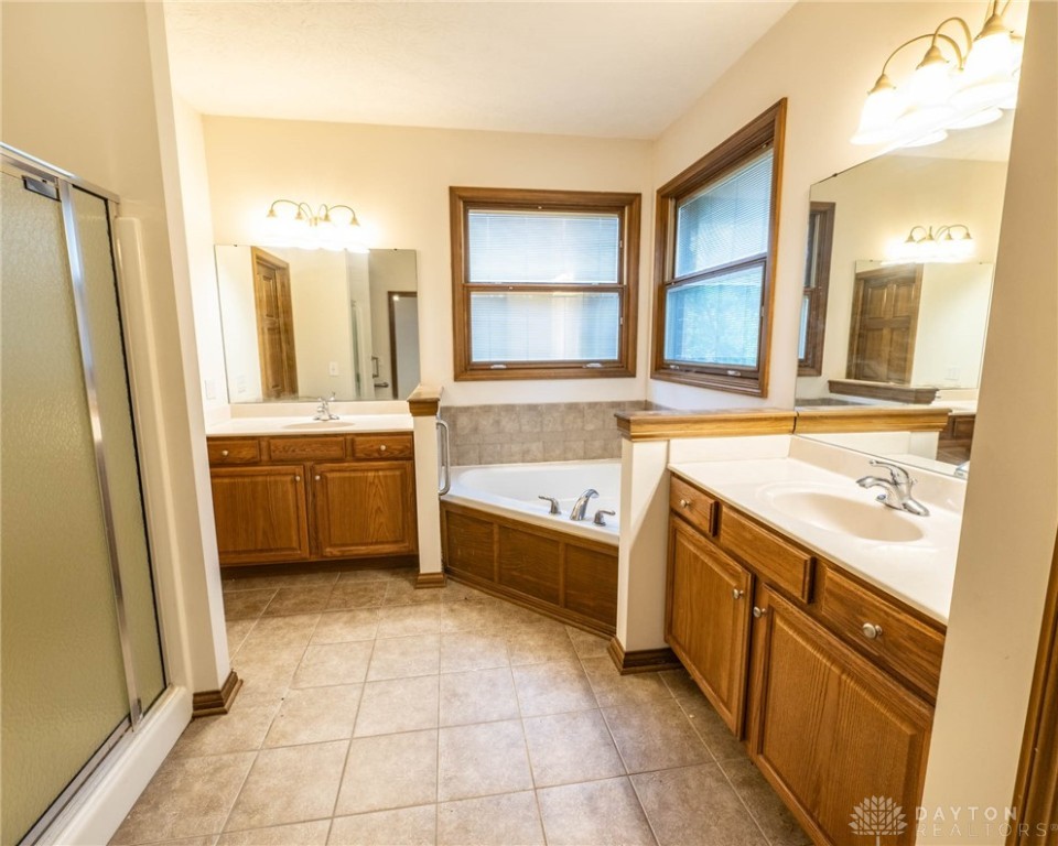 9062 Adam Lane, Waynesville, Ohio image 31