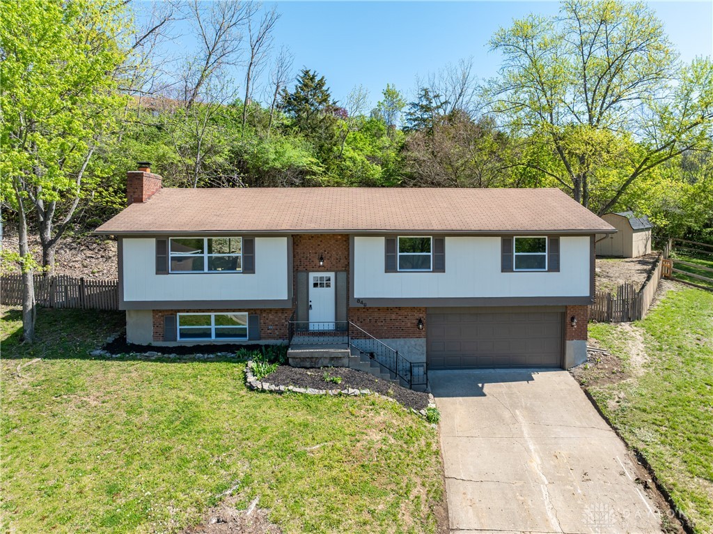 848 Maid Marion Court, Miamisburg, Ohio image 1