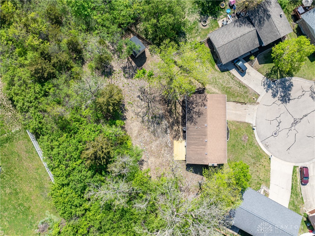 848 Maid Marion Court, Miamisburg, Ohio image 40