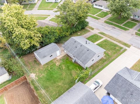 Tiny photo for 912 Omard Drive, Xenia, OH 45385 (MLS # 946067)