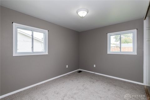 Tiny photo for 912 Omard Drive, Xenia, OH 45385 (MLS # 946067)
