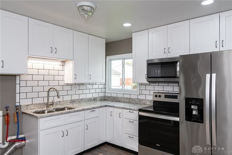 Tiny photo for 912 Omard Drive, Xenia, OH 45385 (MLS # 946067)