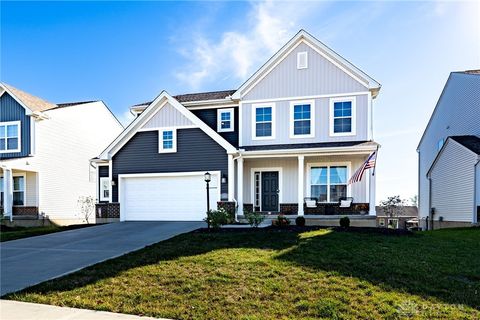 Photo of 550 Crossing Lane, Dayton, OH 45449 (MLS # 950829)