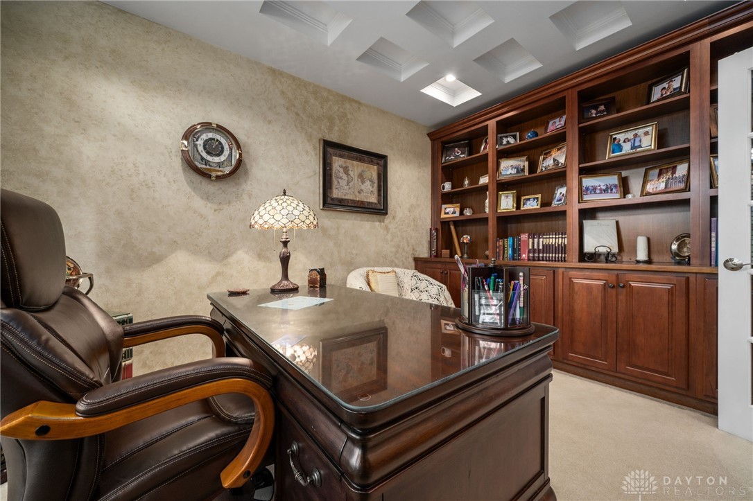 7607 Stone Ridge Drive, Springboro, Ohio image 13