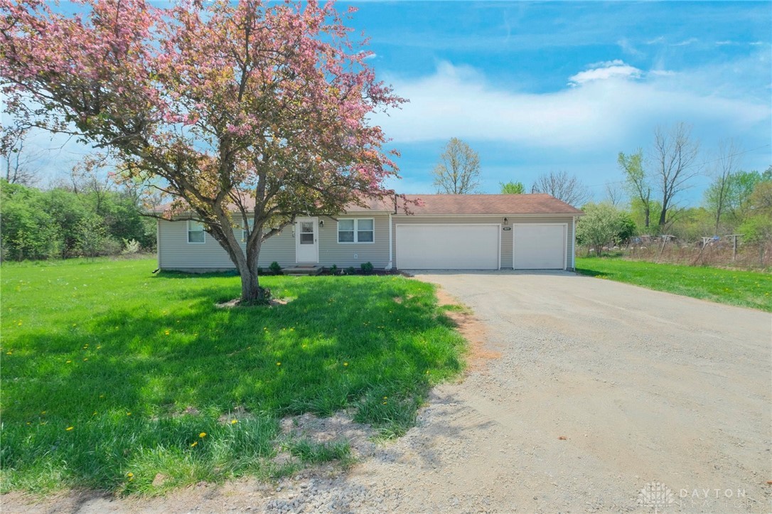 3177 W Jackson Road, Springfield, Ohio image 3