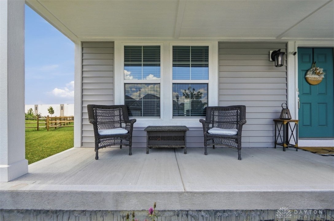 595 Brassie Court