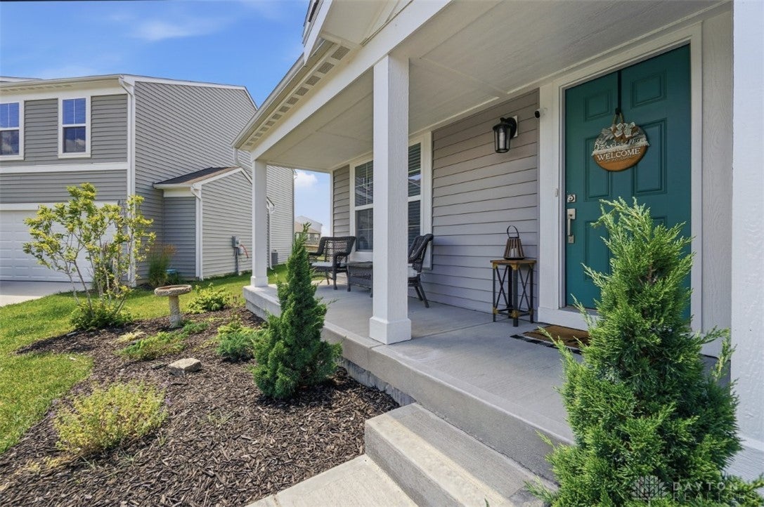 595 Brassie Court
