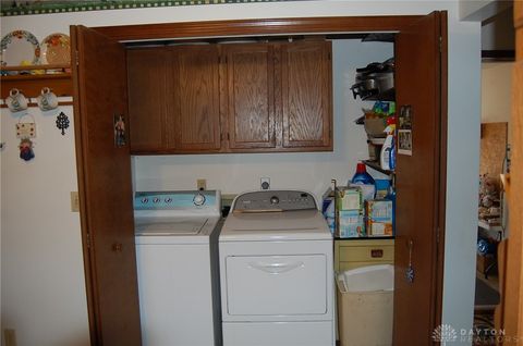 Tiny photo for 1883 Shawnee Drive, Sidney, OH 45365 (MLS # 945472)