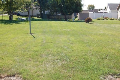 Tiny photo for 1883 Shawnee Drive, Sidney, OH 45365 (MLS # 945472)