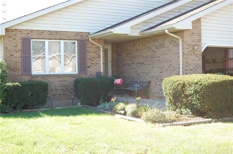 Tiny photo for 1883 Shawnee Drive, Sidney, OH 45365 (MLS # 945472)