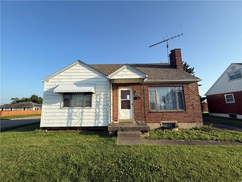 Homes For Sale - 1712 E Dorothy Lane<br/> Kettering, OH 45429