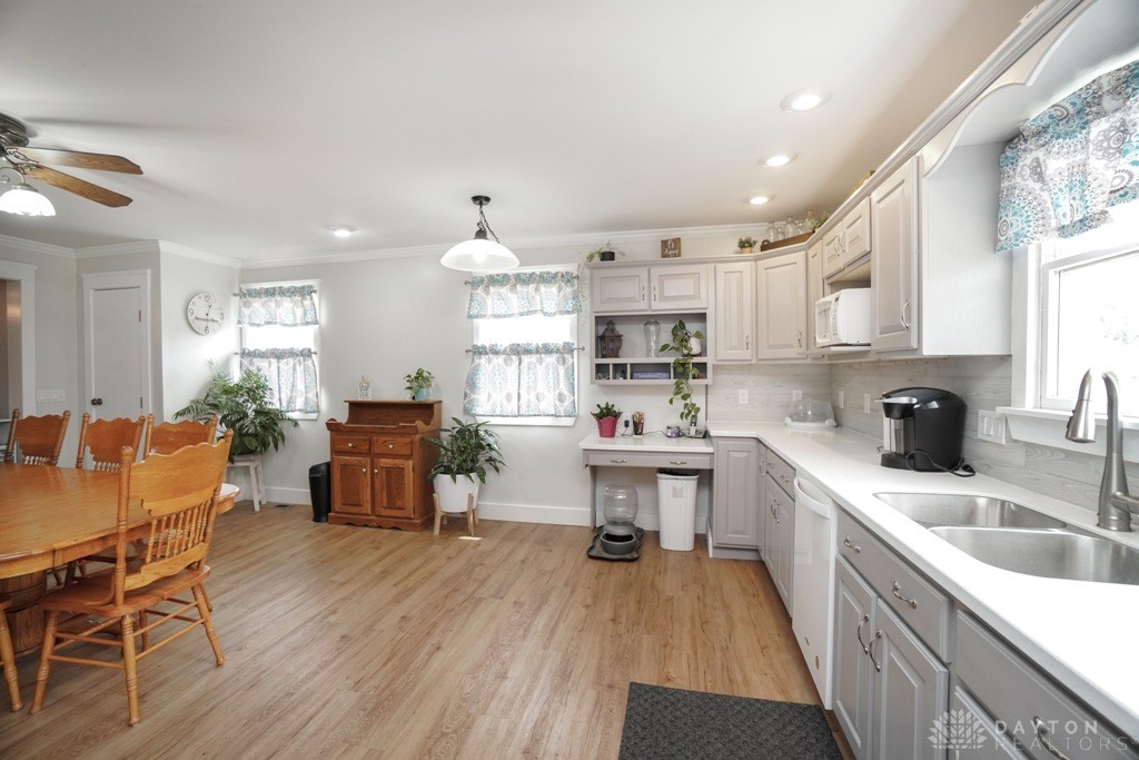 4881 Cincinnati Brookville Road, Hamilton, Ohio image 16