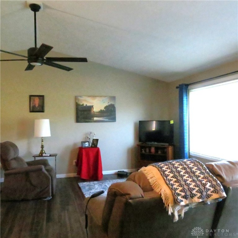 1811 Cumberland Avenue, Sidney, Ohio image 2