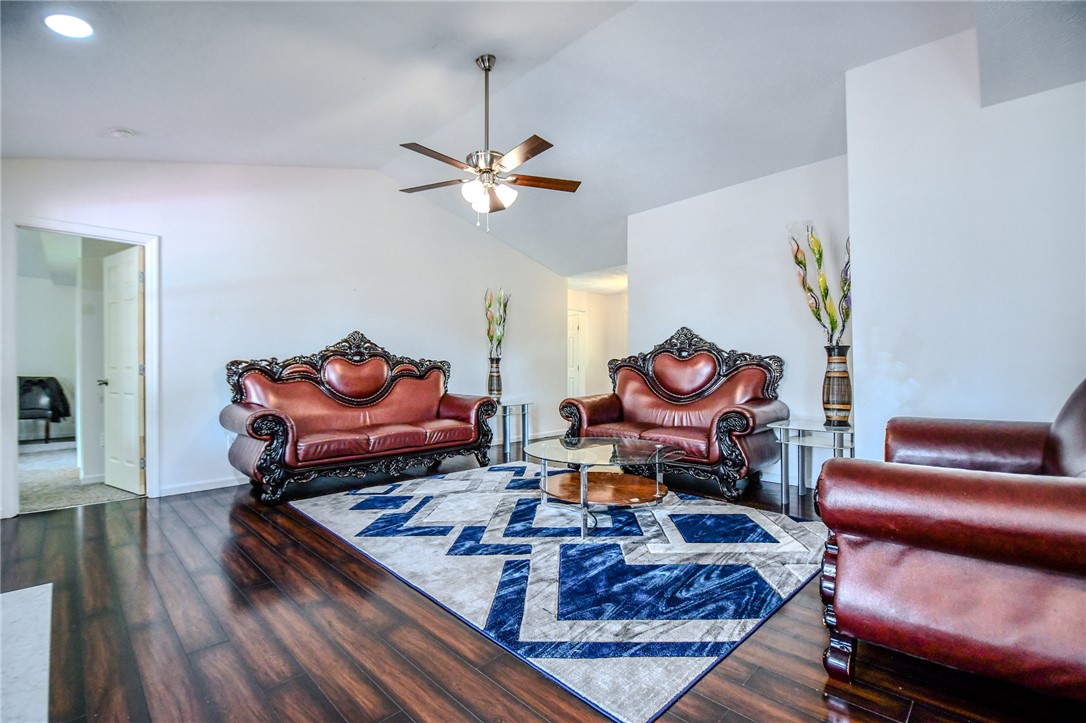 1584 Farrington Drive