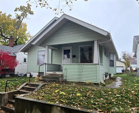 Photo of 1808 Brookline Avenue, Dayton, OH 45420 (MLS # 947423)