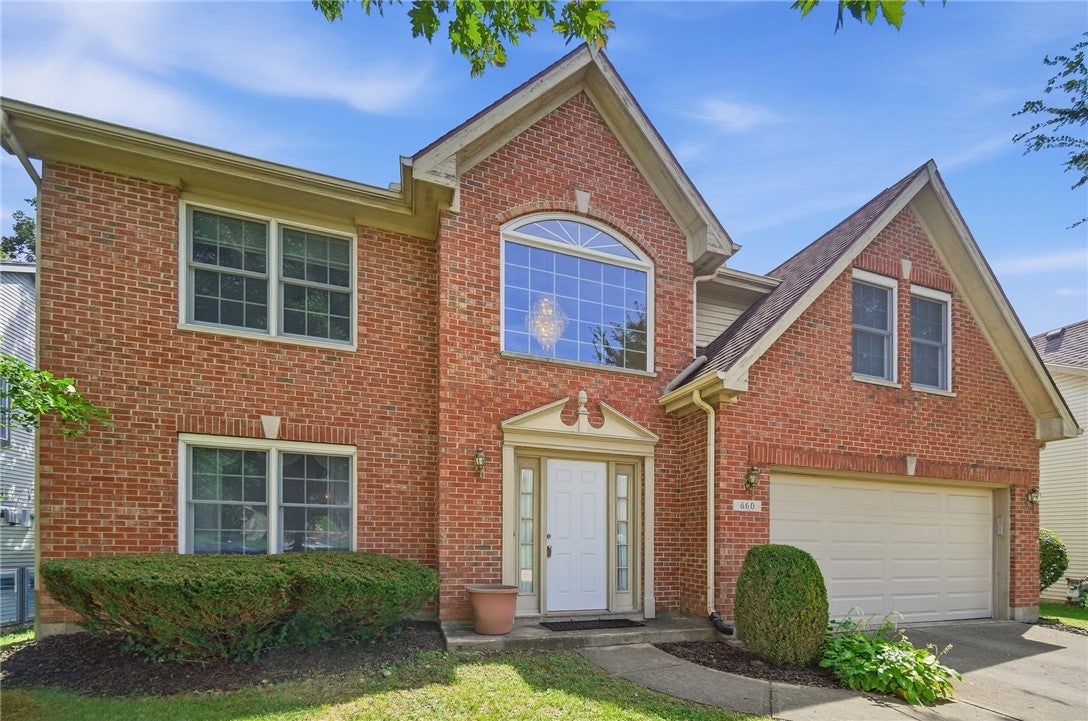 660 Golf View Court