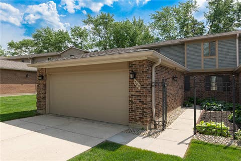Photo of 789 Hidden Circle, Washington Twp, OH 45458 (MLS # 957967)