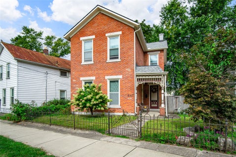 Homes For Sale - 247 Oak Street<br/> Dayton, OH 45410