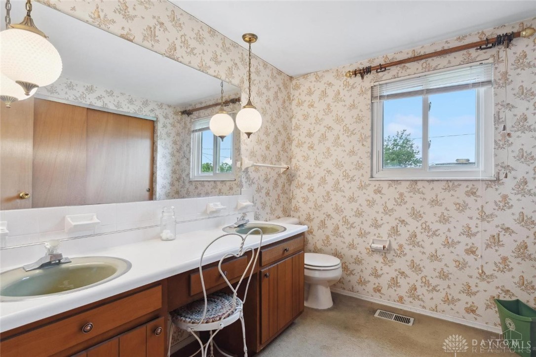 1150 Mayfair Drive, Wilmington, Ohio image 29
