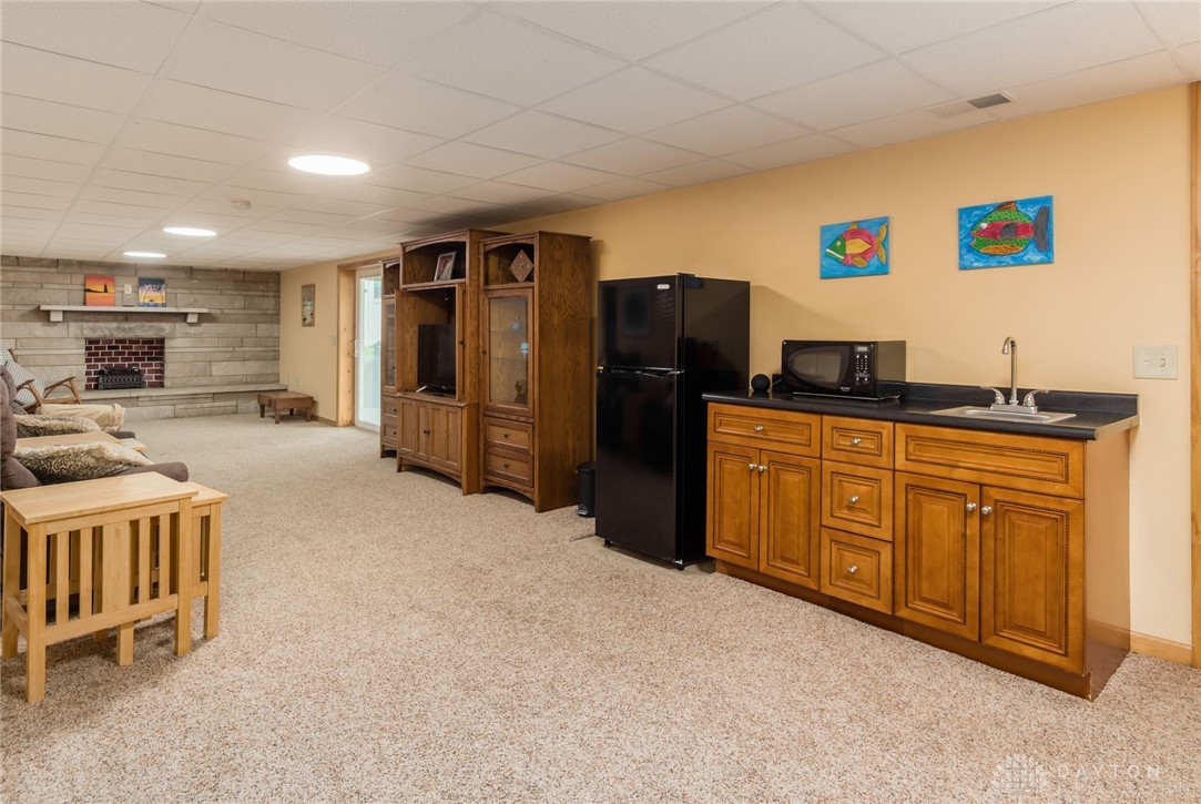 1380 E Choctaw Drive, London, Ohio image 37