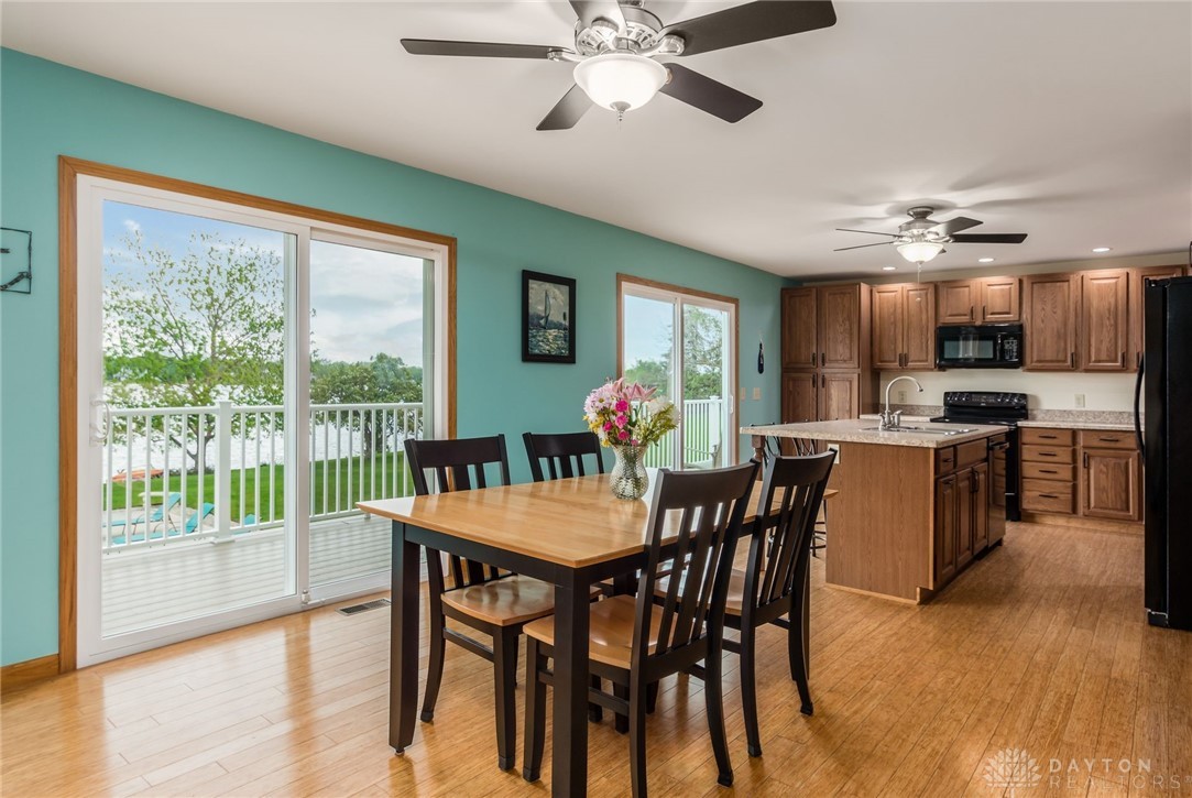 1380 E Choctaw Drive, London, Ohio image 13