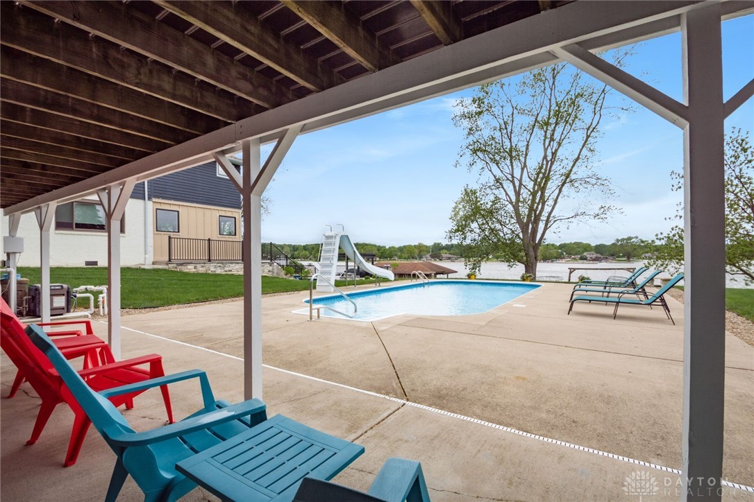 1380 E Choctaw Drive, London, Ohio image 41