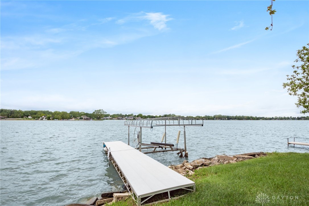 1380 E Choctaw Drive, London, Ohio image 47