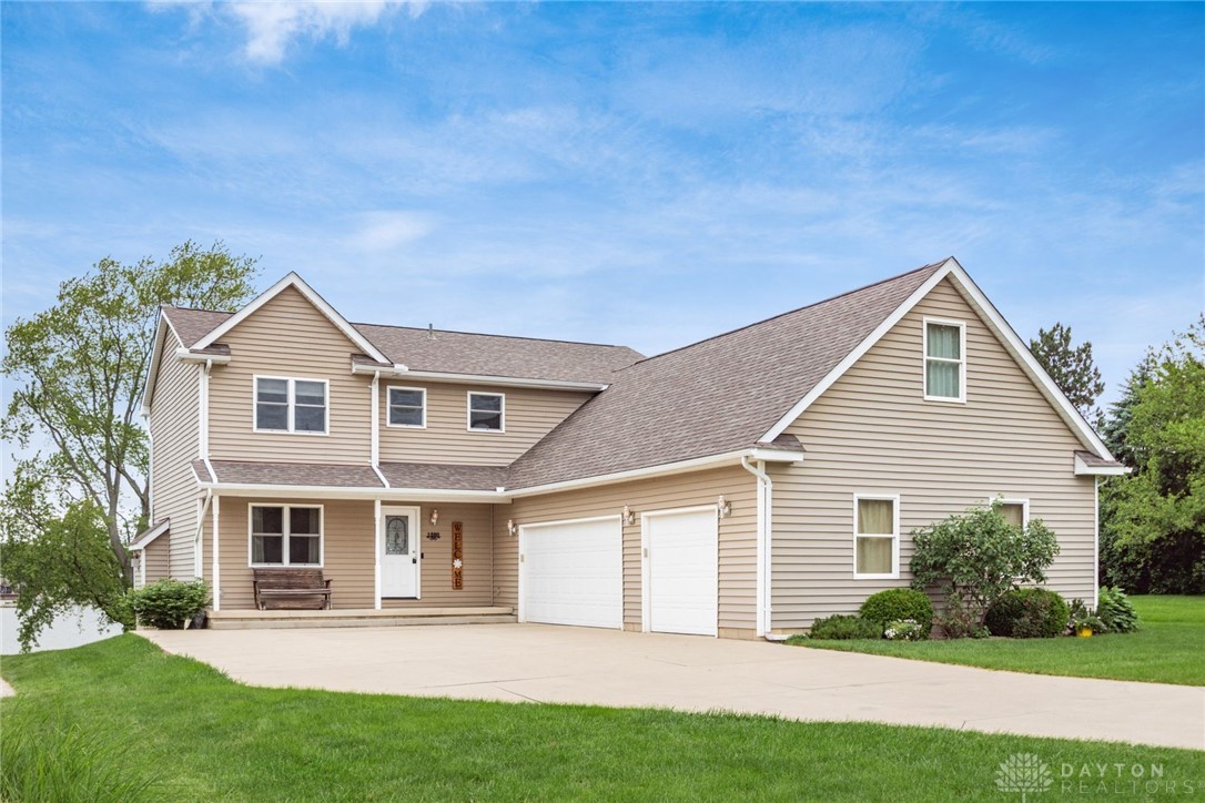 1380 E Choctaw Drive, London, Ohio image 2