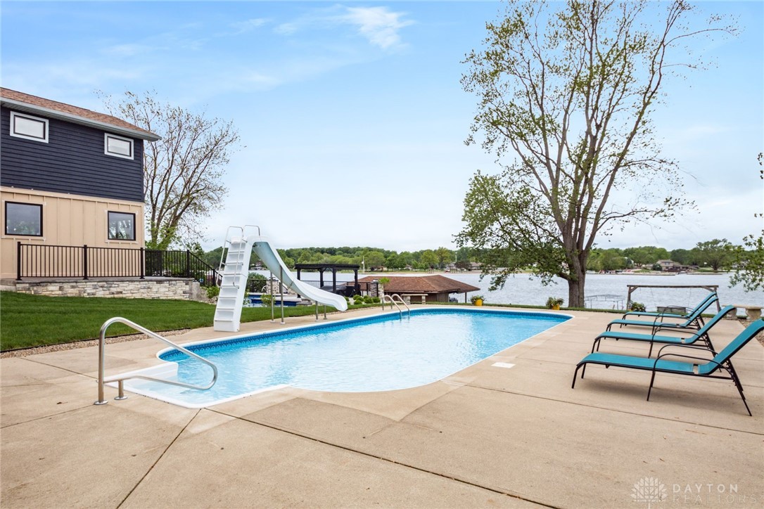1380 E Choctaw Drive, London, Ohio image 42