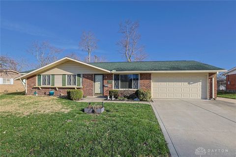 Photo of 211 Katy Lane, Englewood, OH 45322 (MLS # 953993)