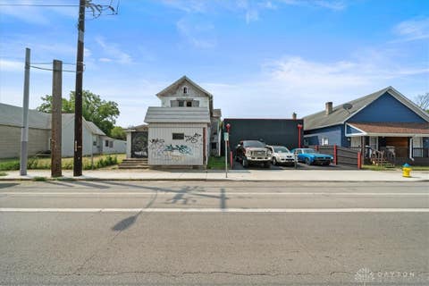 Photo of 812 Xenia Avenue, Dayton, OH 45410 (MLS # 964572)