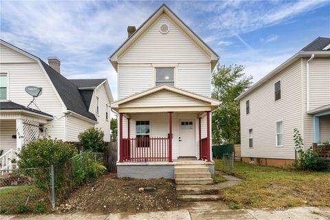 Photo of 150 Stainton Avenue, Dayton, OH 45403 (MLS # 943944)