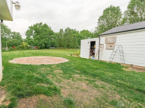 3916 Shadeland Avenue, Beavercreek, Ohio image 27