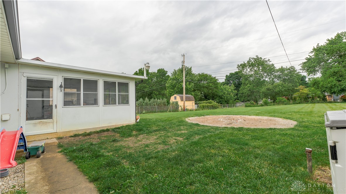 3916 Shadeland Avenue, Beavercreek, Ohio image 28