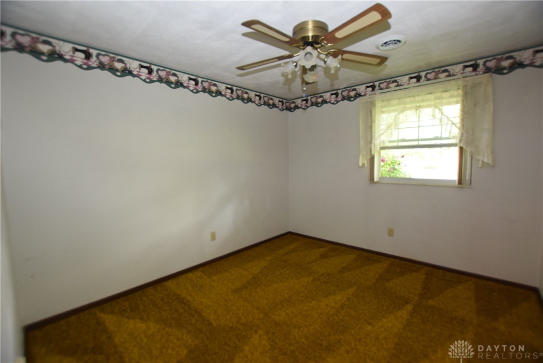 4035 Walnut Grove Circle, Urbana, Ohio image 17