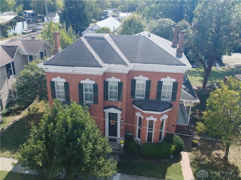 Photo of 135 E Market Street, Germantown, OH 45327 (MLS # 944410)