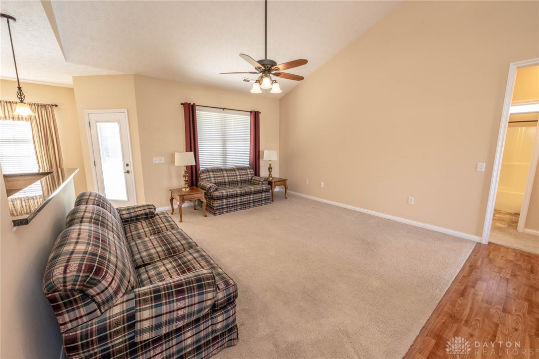 739 Deerhurst Drive, Vandalia, Ohio image 7