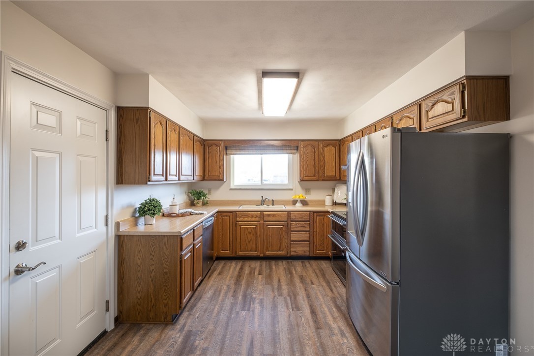 2386 Spicer Drive, Beavercreek, Ohio image 10
